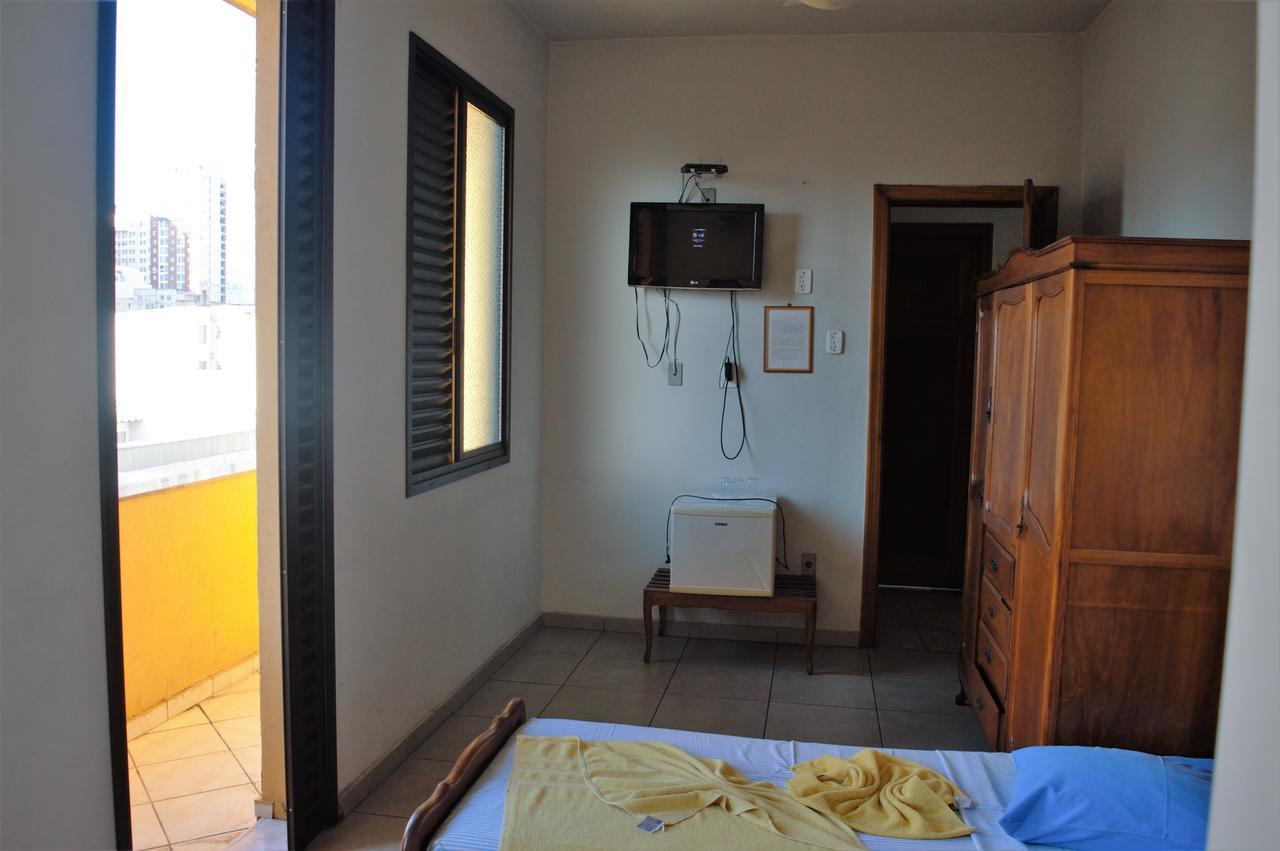 Quarto Quádruplo Standard