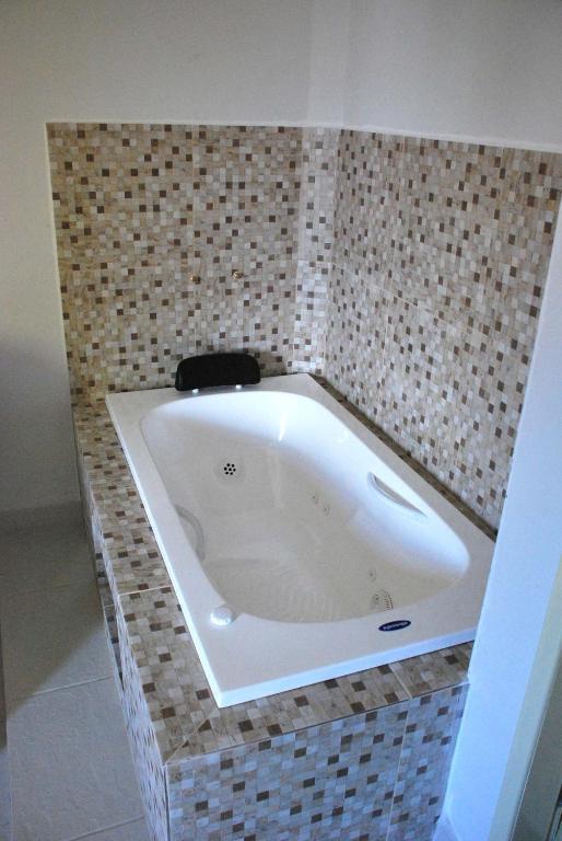 Luxury Suite with Spa Bath