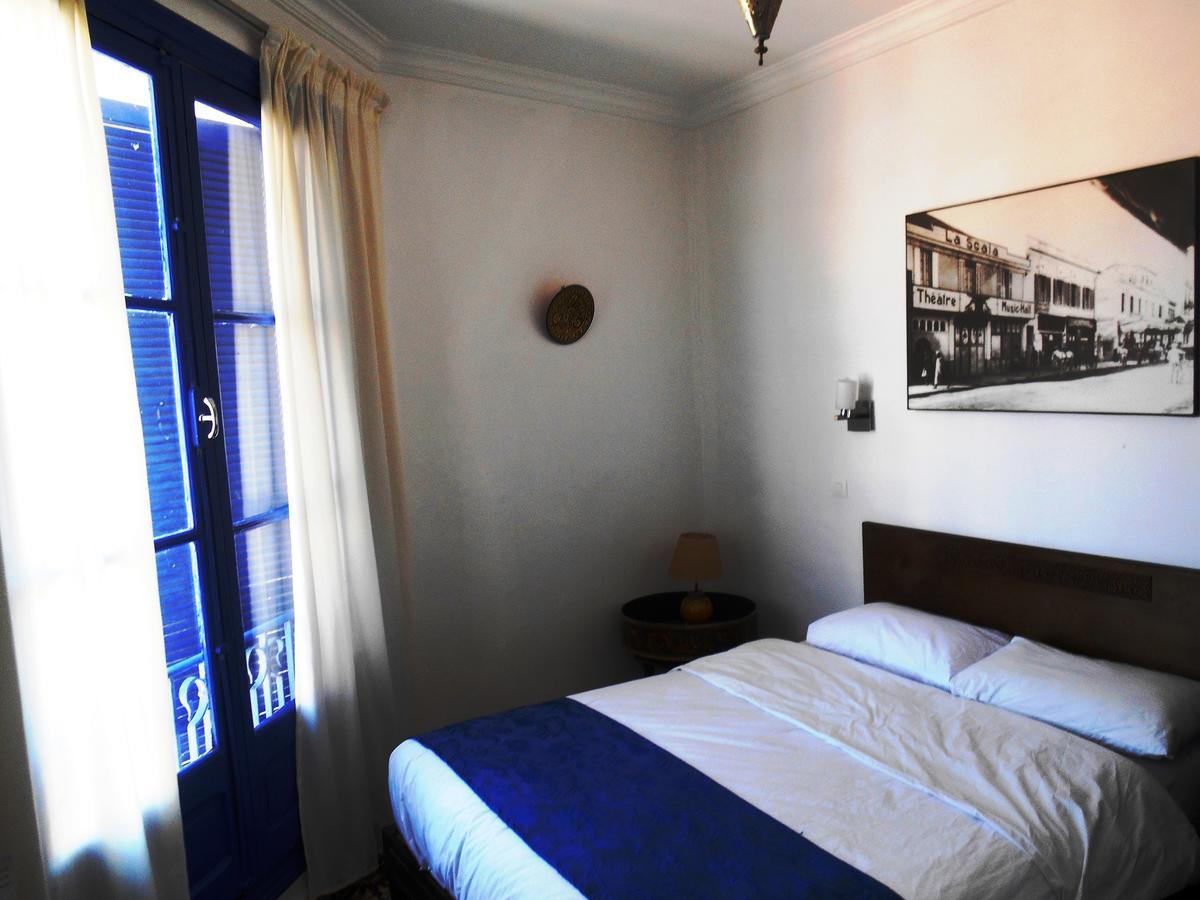Single Room,689170386:JPEG