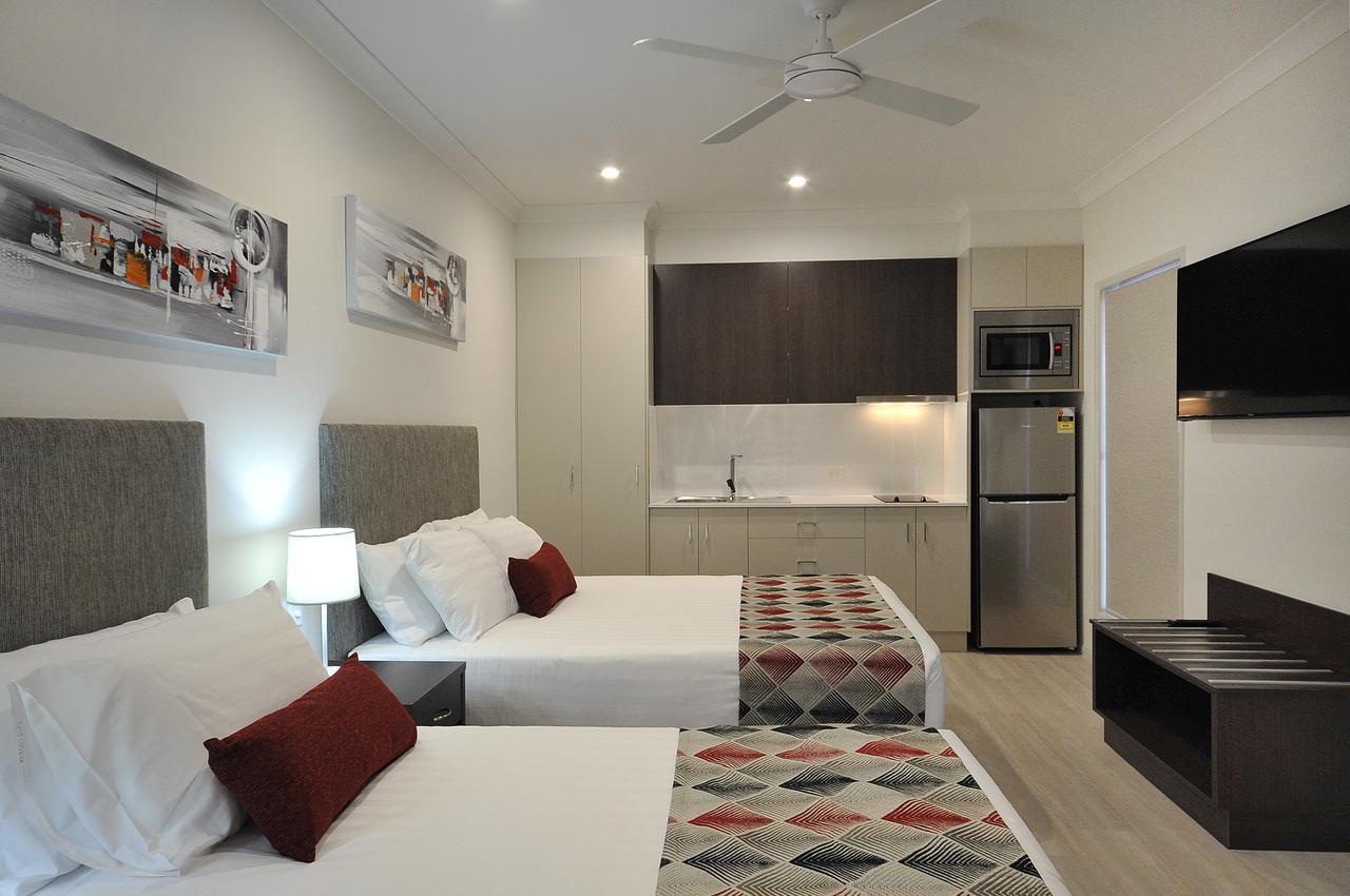 Spacious Twin Studio with Kitchenette