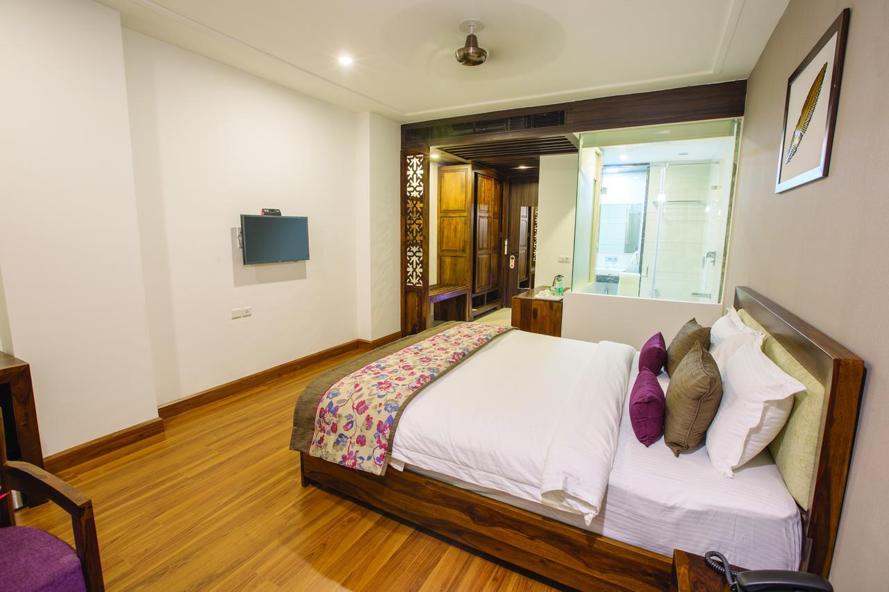 Deluxe King Room