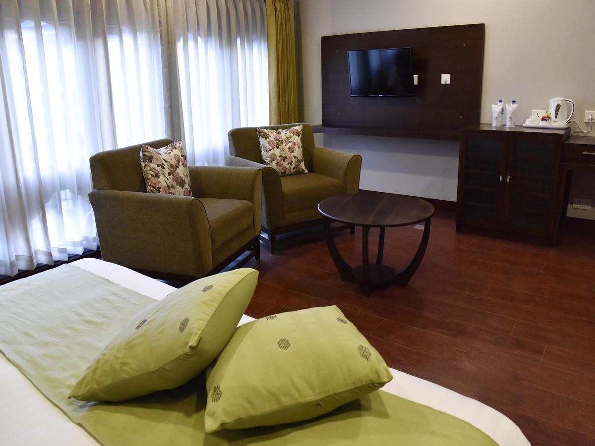 Deluxe Double or Twin Room