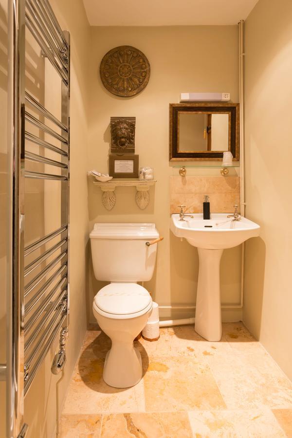 Deluxe Double Room with Shower