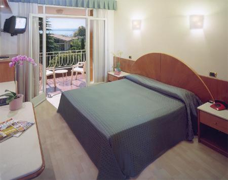 Classic Double or Twin Room with Balcony,56505238:JPEG