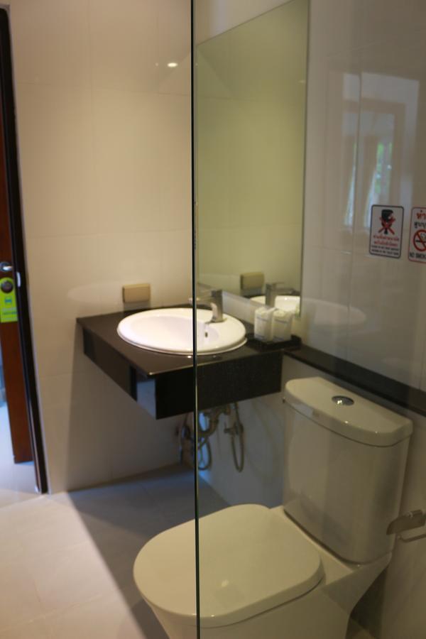 Twin Room Ground Floor,527216370:JPEG