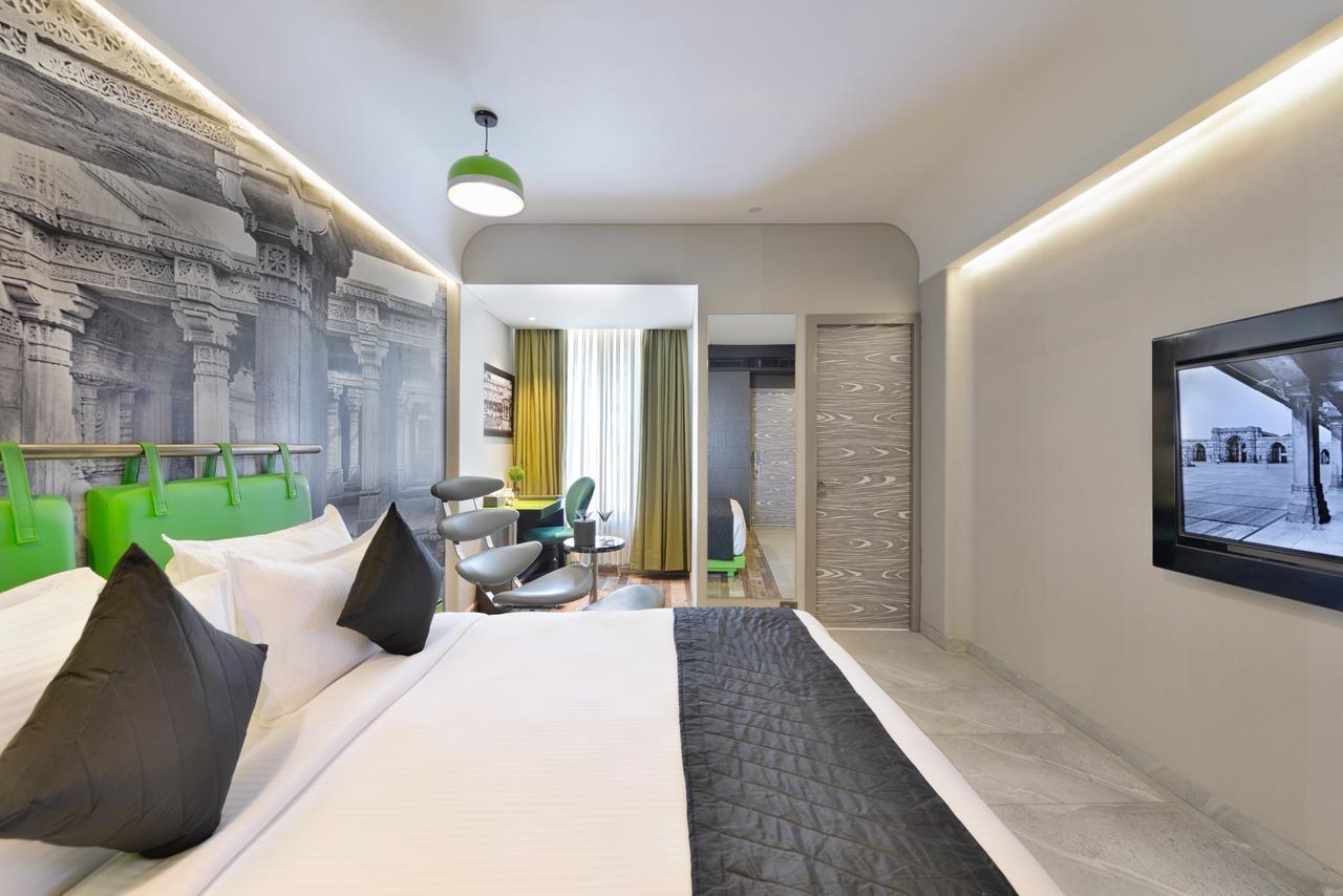 Deluxe Day Use Room (6 hours only between 12PM to 6PM) - Same day Check out