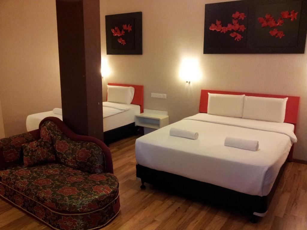 Deluxe Family Room