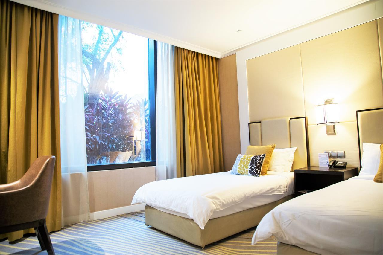 Double or Twin Room Private Bathroom 12 Hours Usage