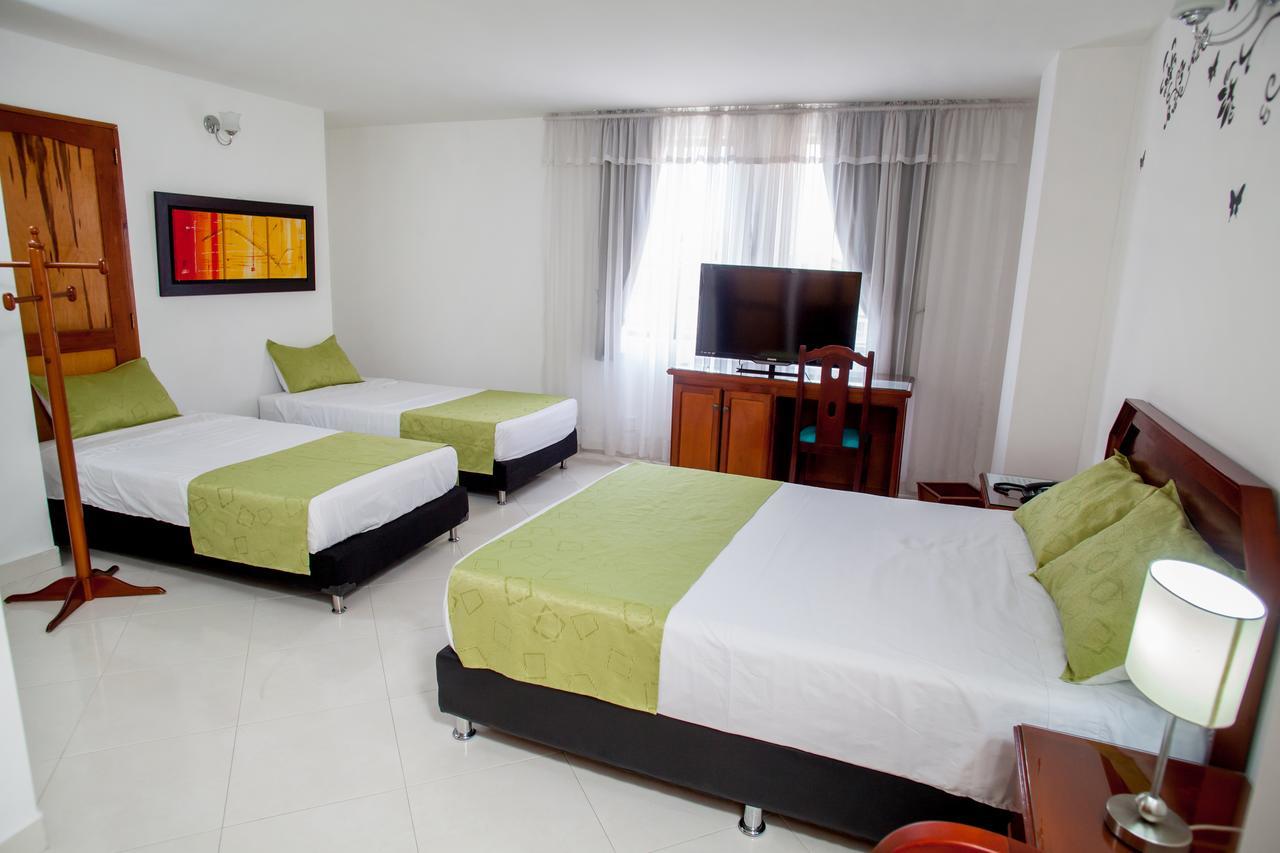 Quarto Quádruplo Standard
