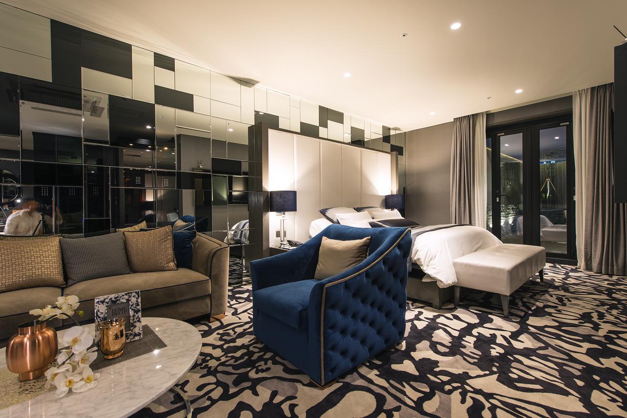 Presidential Suite