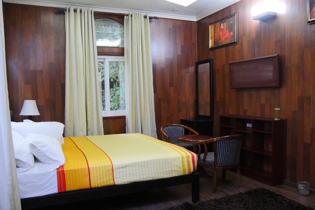 Superior Cottage