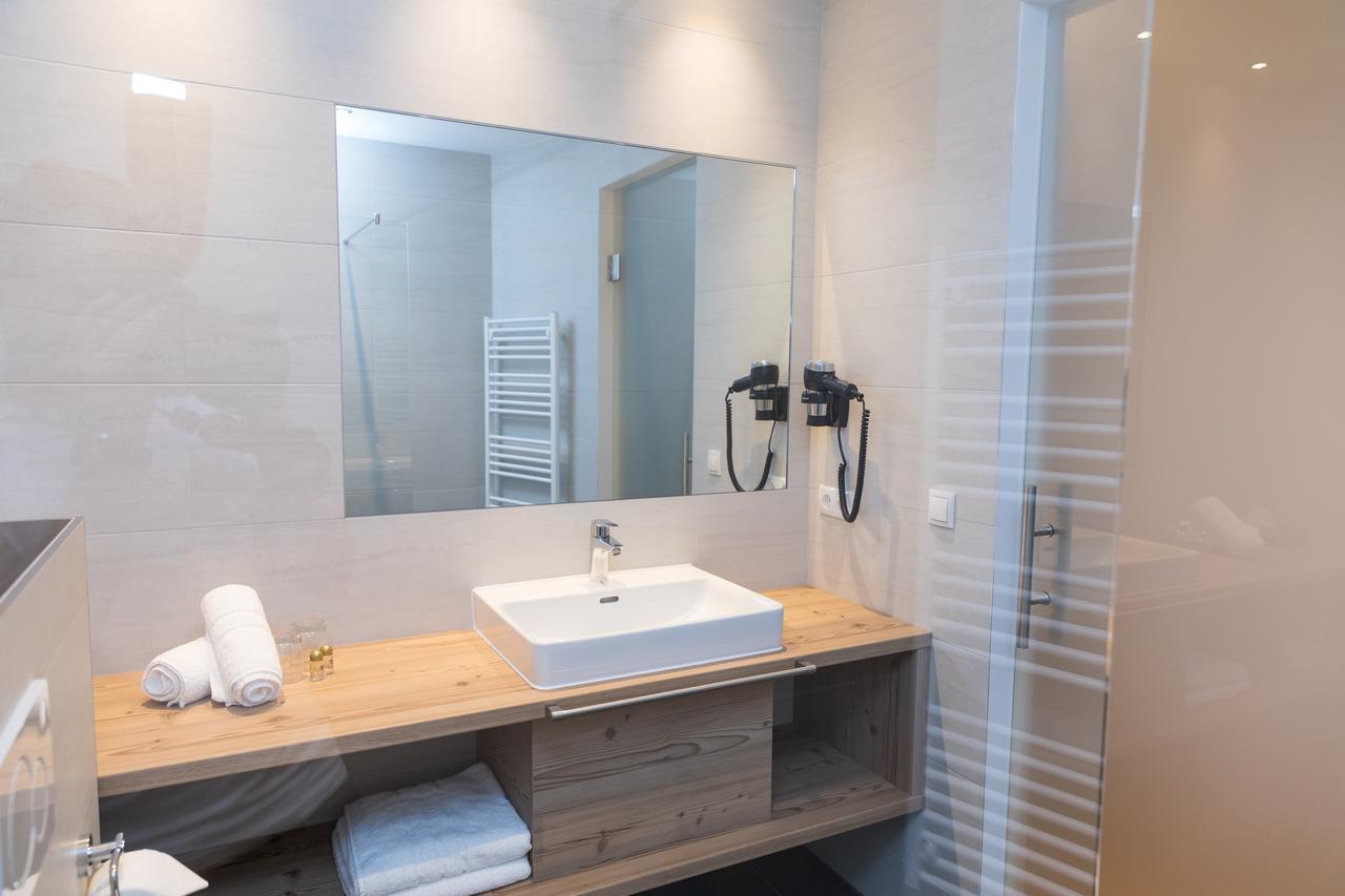 Double Room Mountain View