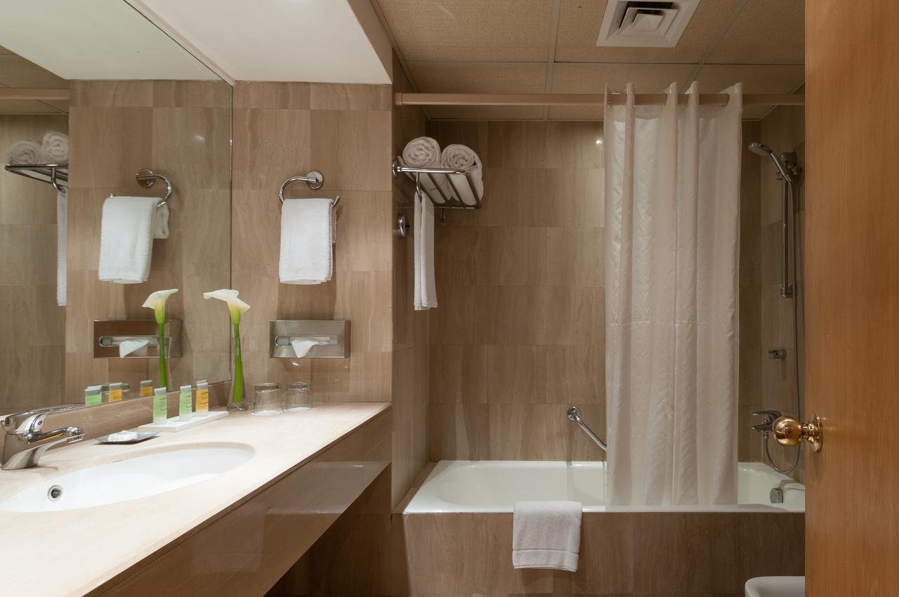 Business Suite with Balcony