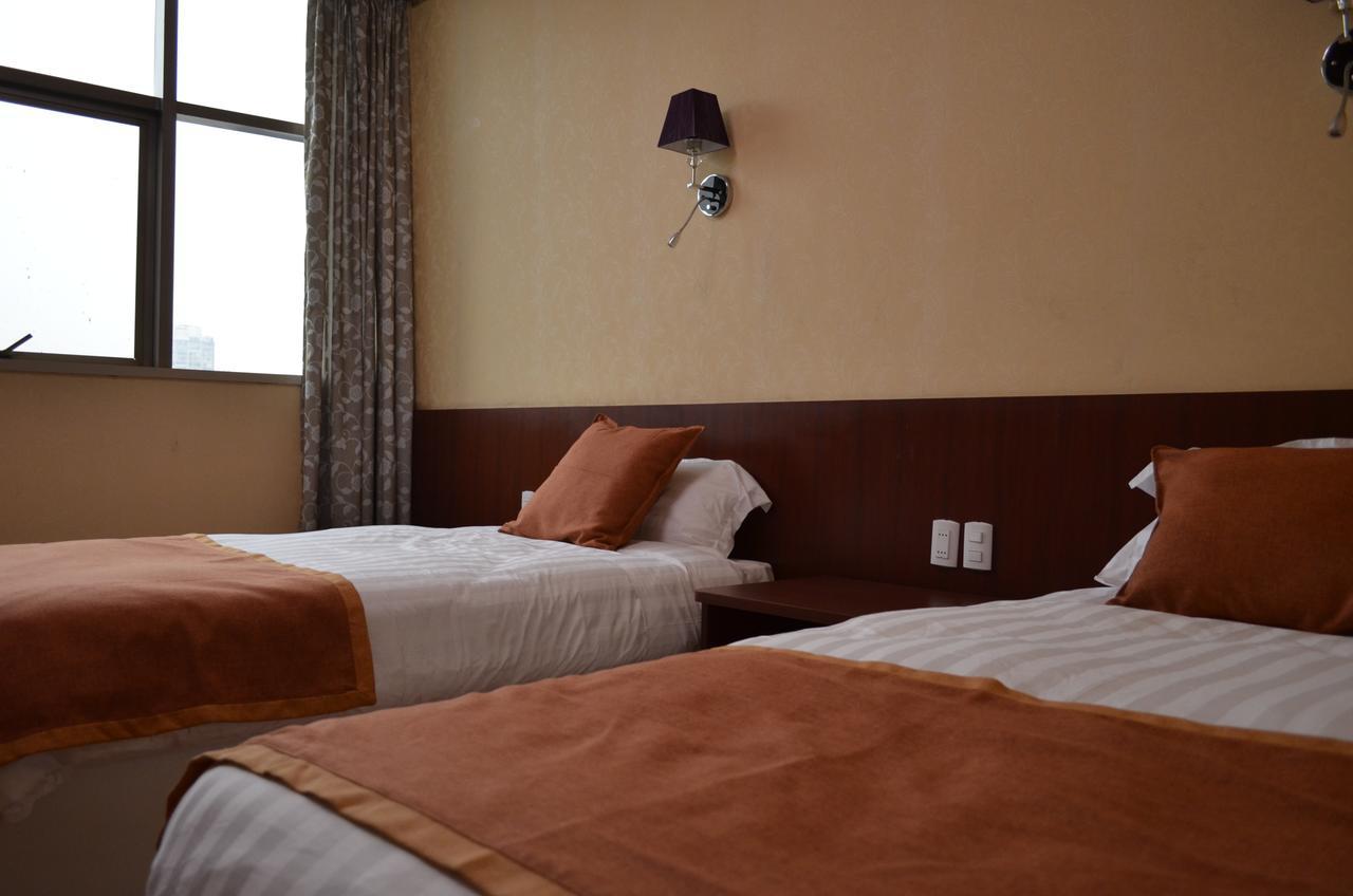 Quarto Standard com 2 Camas de Solteiro