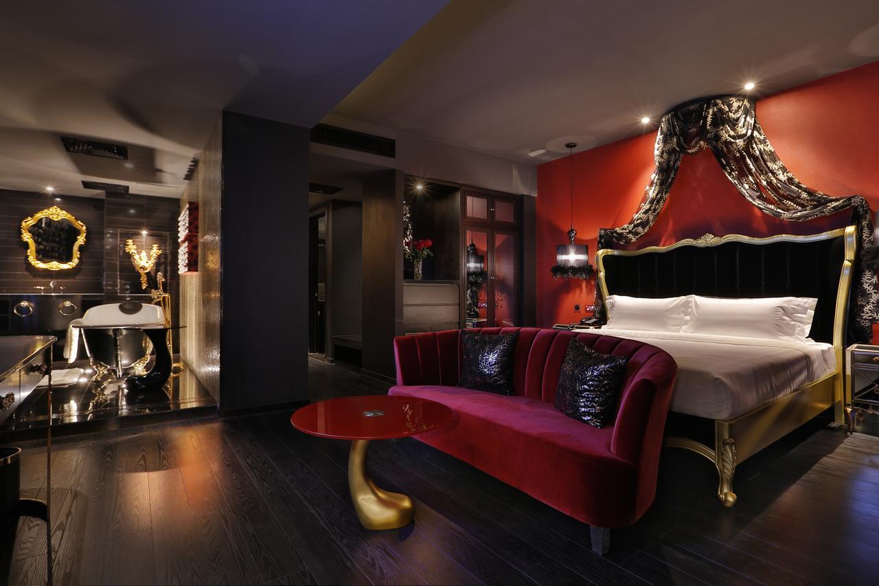 Crystal Suite room
