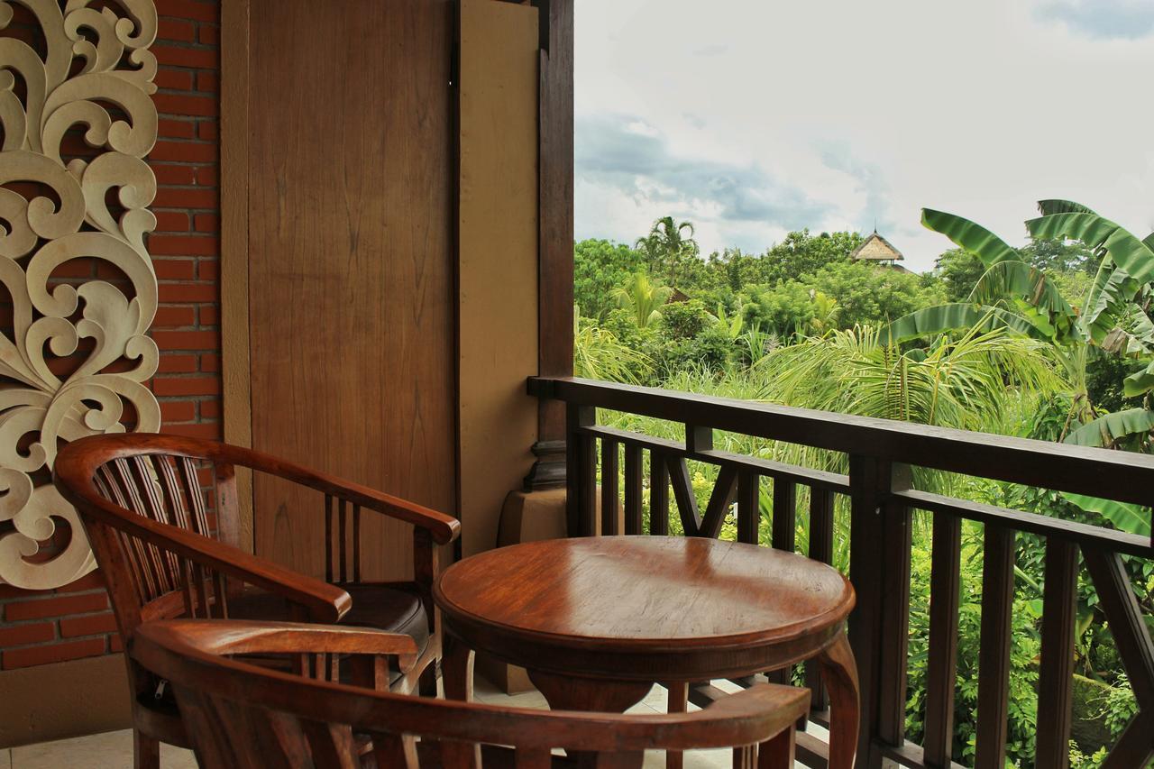 Superior Balcony Cottage