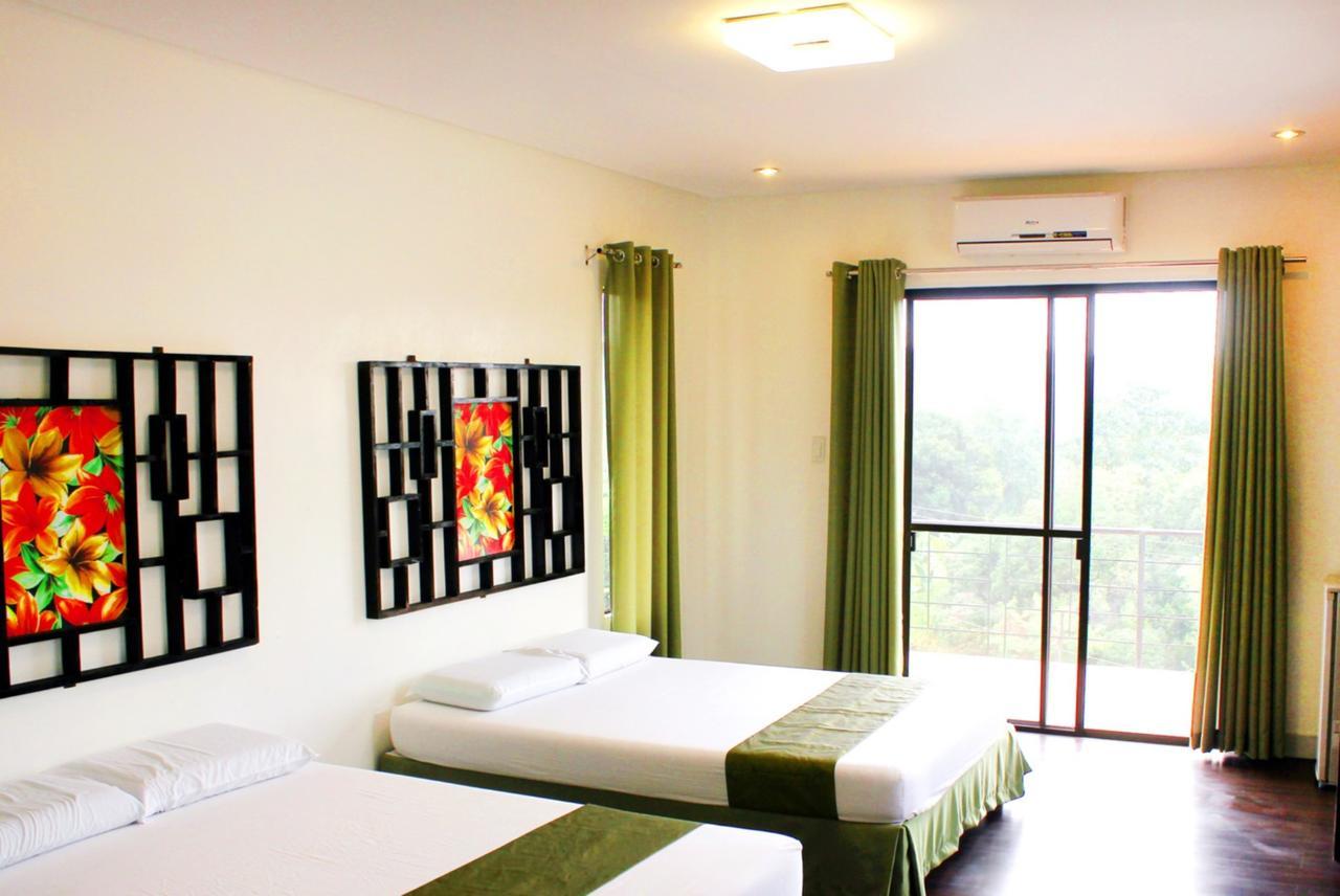 Carneros Room