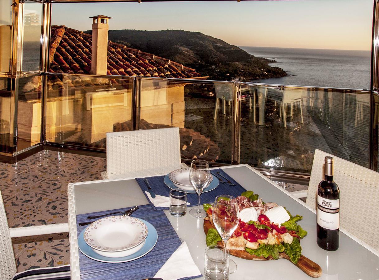 Superior Suite with Terrace and Sea View