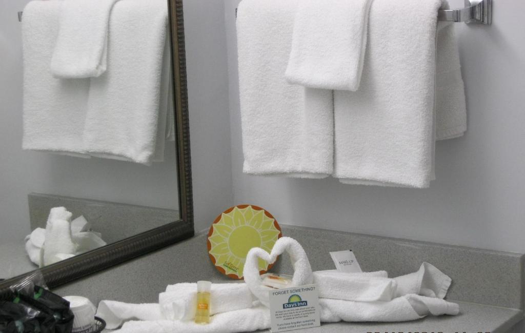 King Room with Oceanfront - Non-Smoking