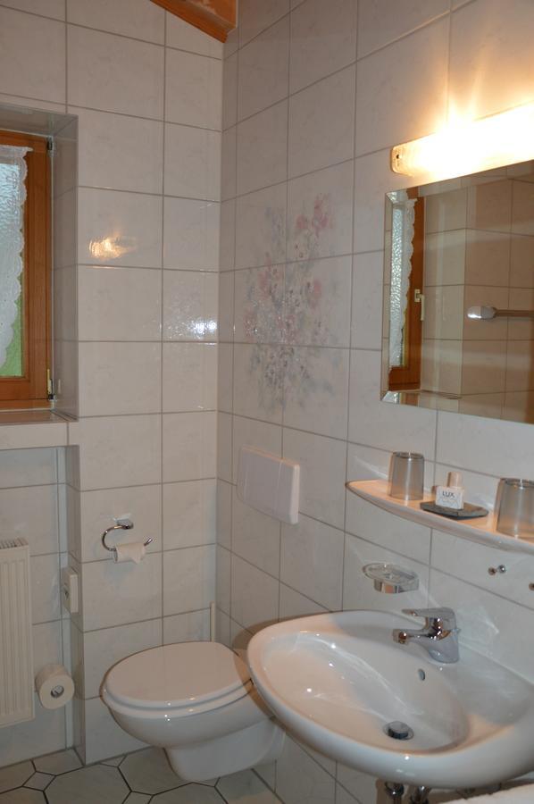 Doppelzimmer mit Balkon