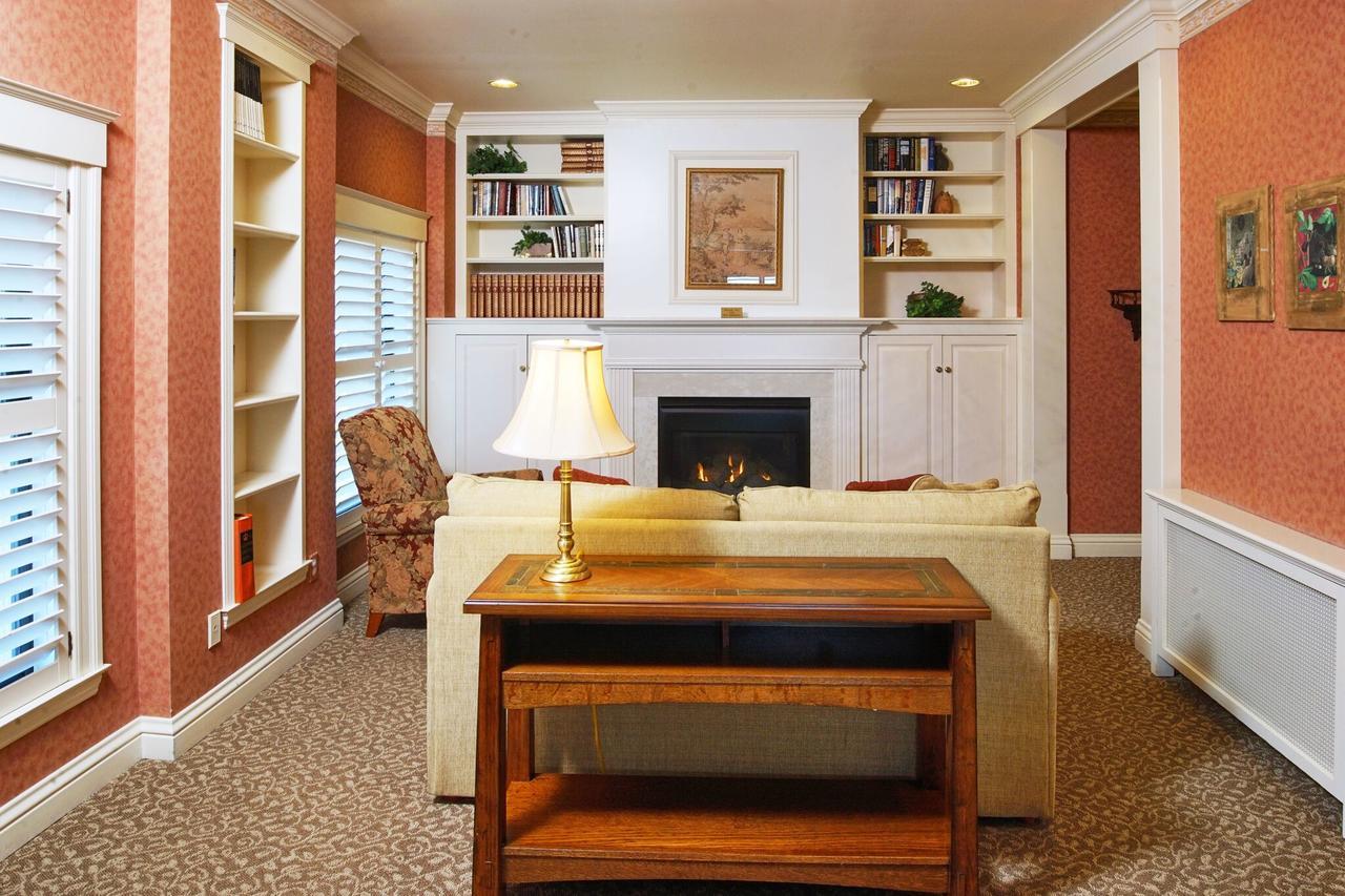 Superior King Suite