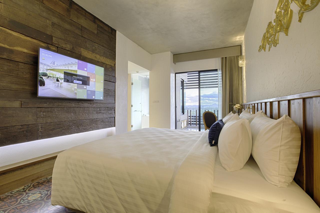 Luxe Kamer met 1 of 2 Bedden en Uitzicht op de Rivier