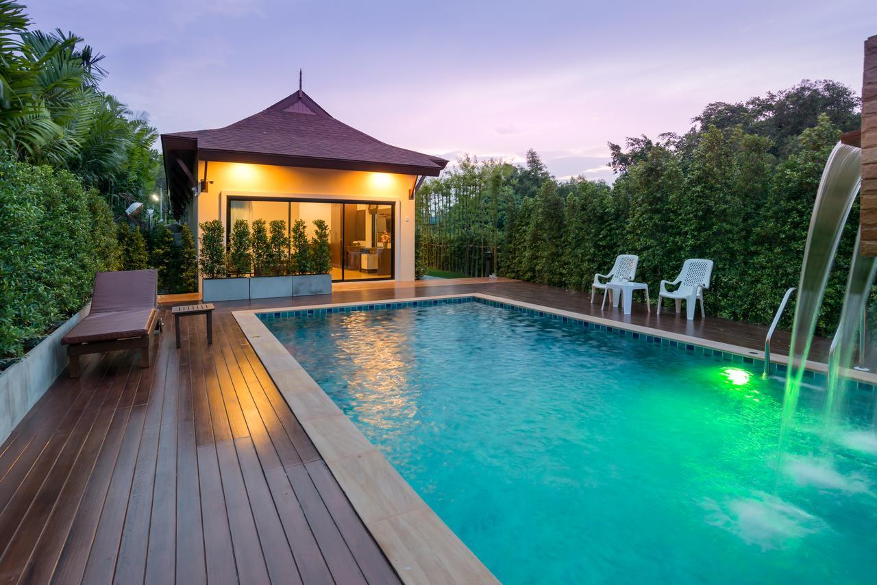 Double Room with Pool View
