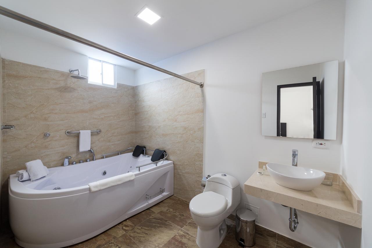 Deluxe Suite met Bubbelbad