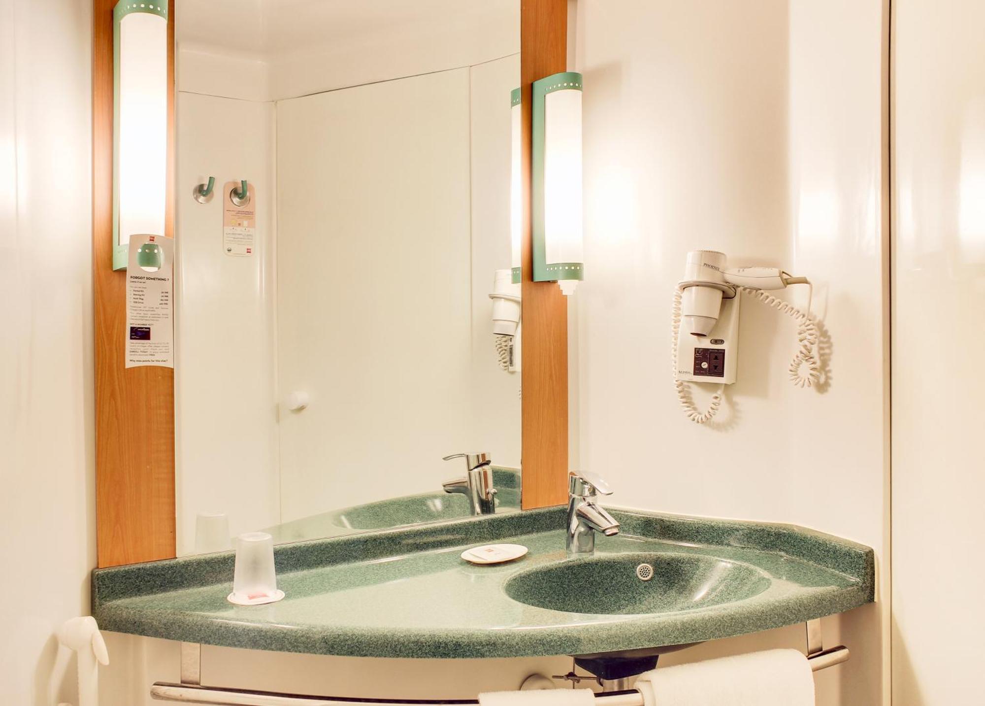 Standard Twin Room,1163352747:JPEG