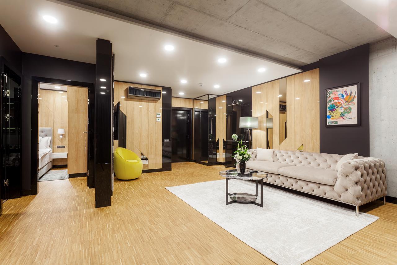 One Bedroom Executive Suite