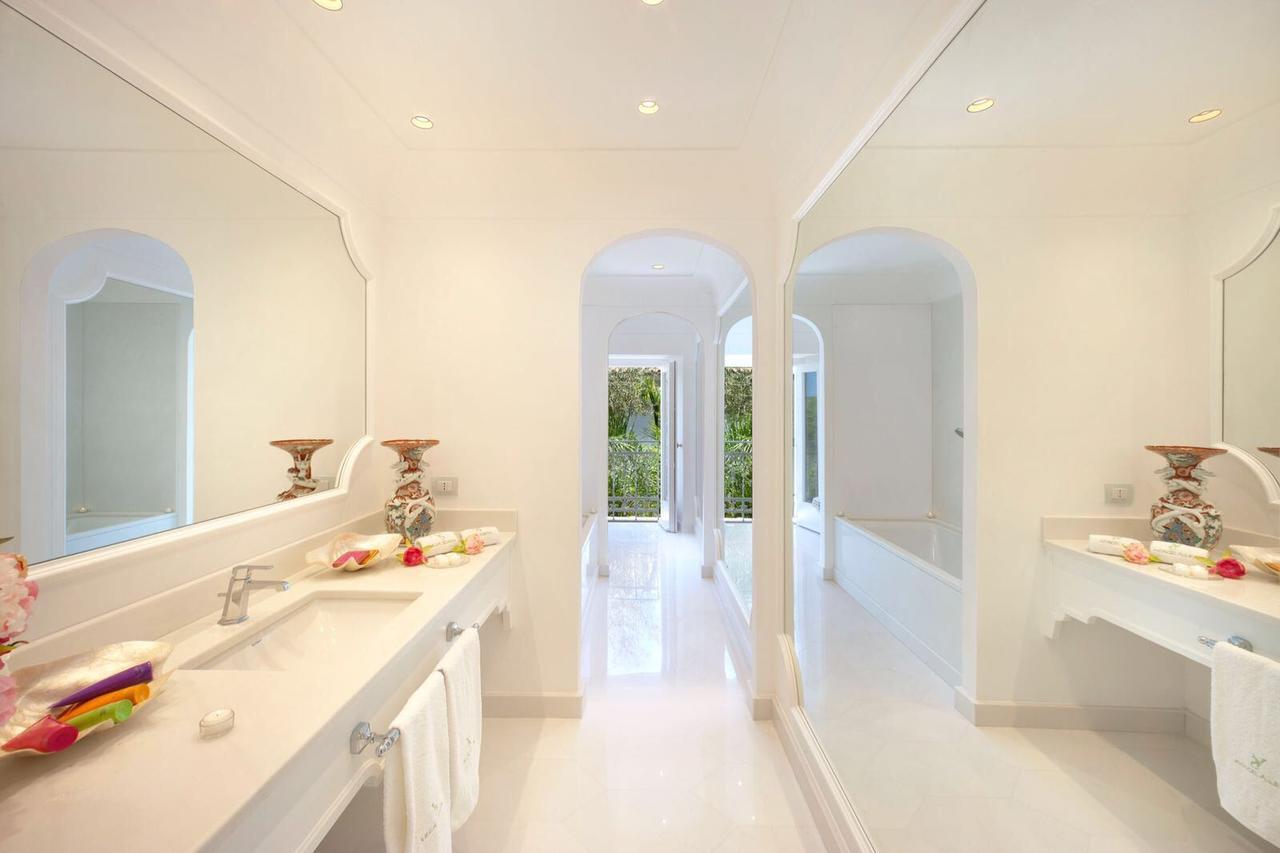 Deluxe Double Room with Sea View