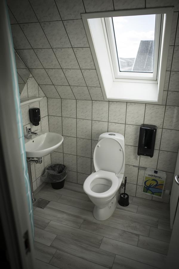 Triple Room Private External Bathroom,1571390210:JPEG