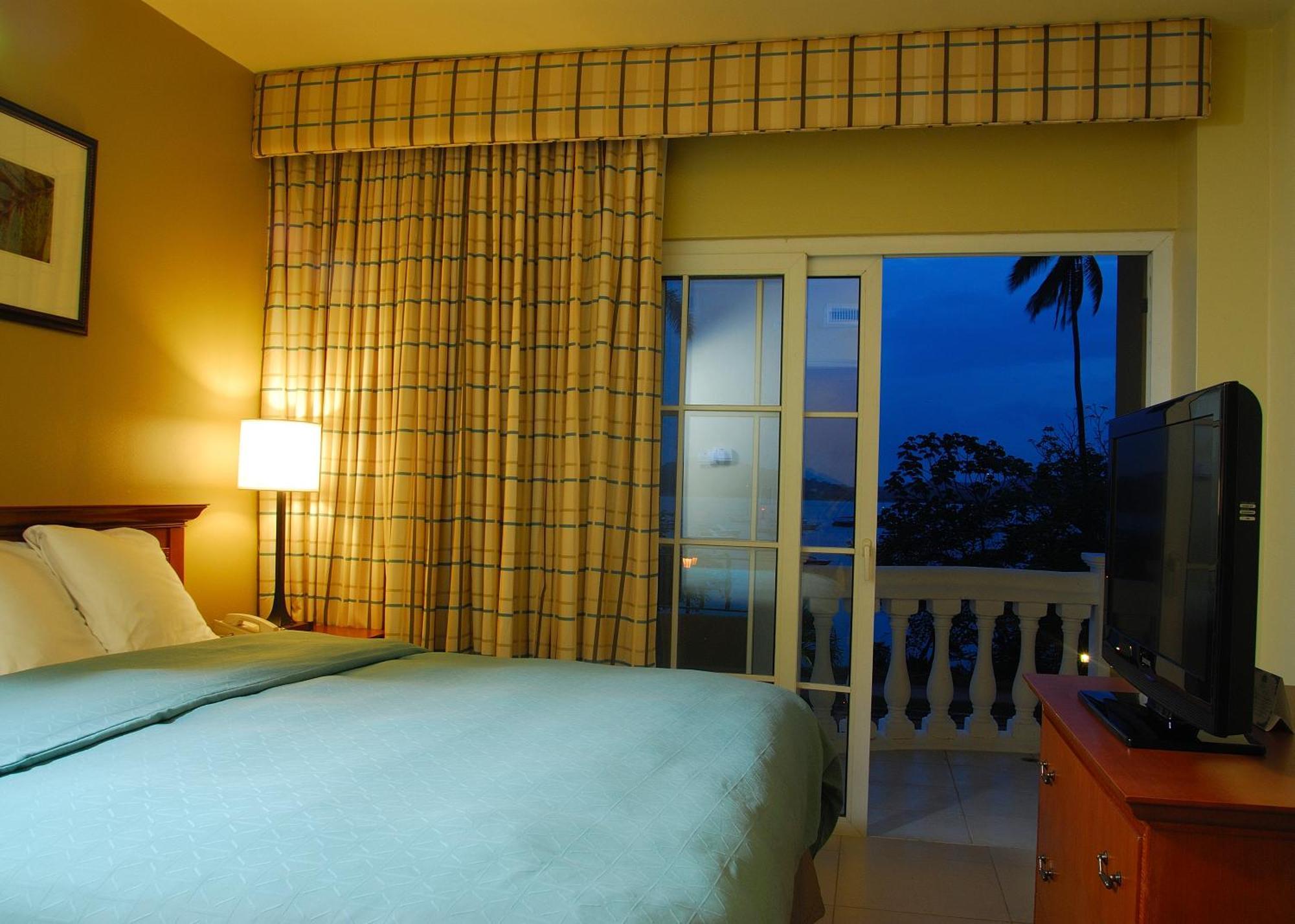 One-Bedroom King Suite Ocean View Non-Smoking,1442372620:JPEG