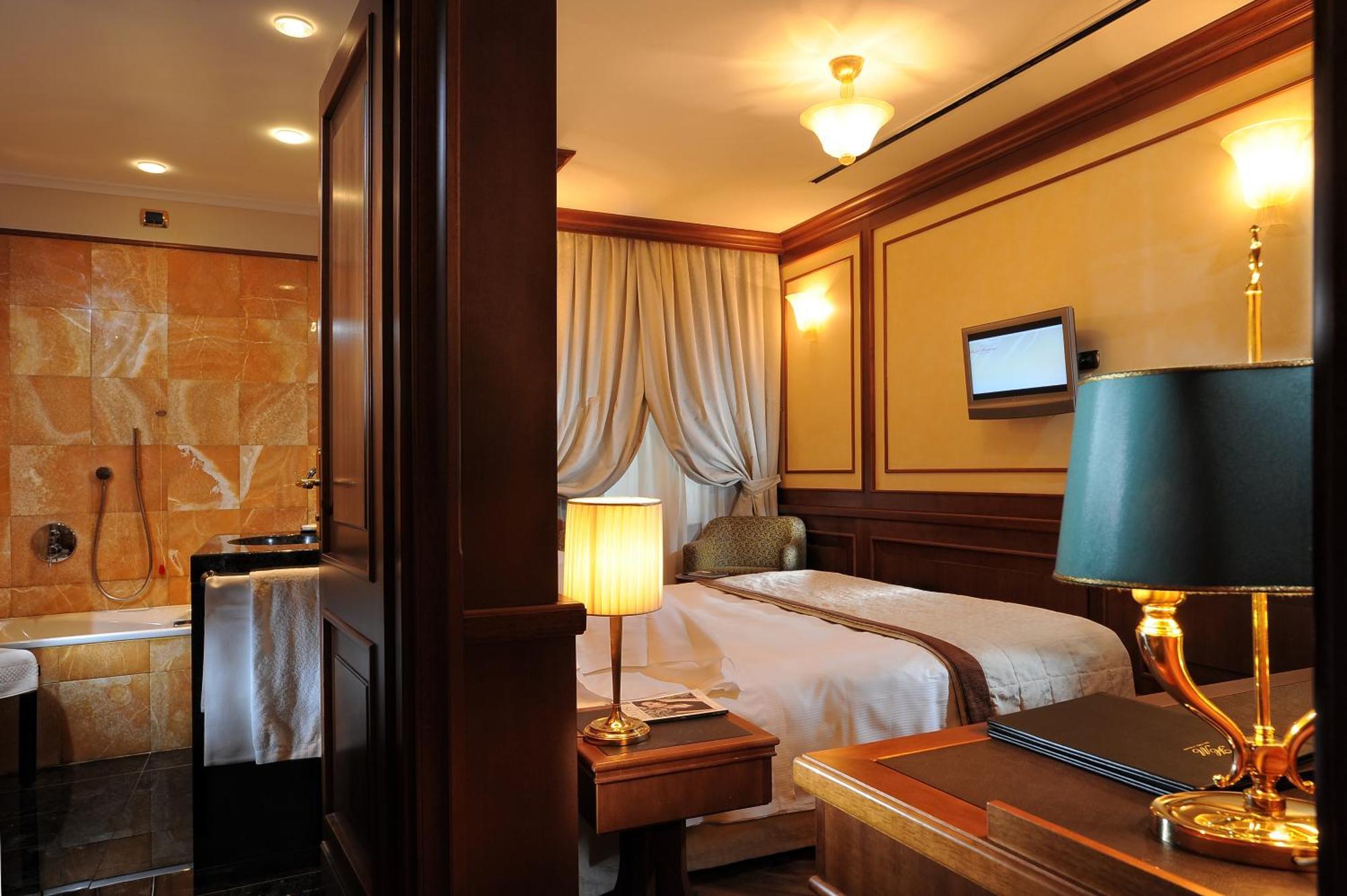 Classic Double or Twin Room,322818472:JPEG