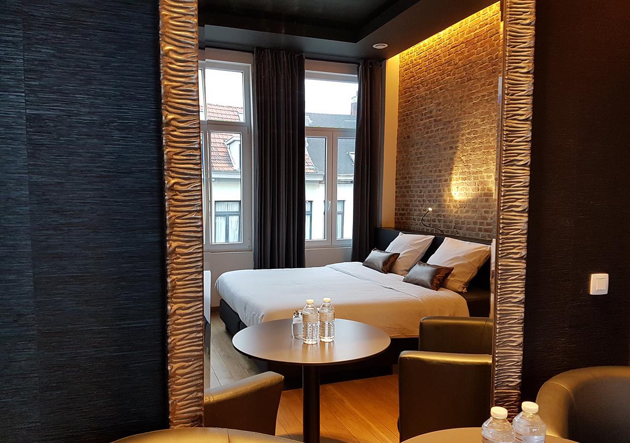 Double room-Deluxe-Private Bathroom