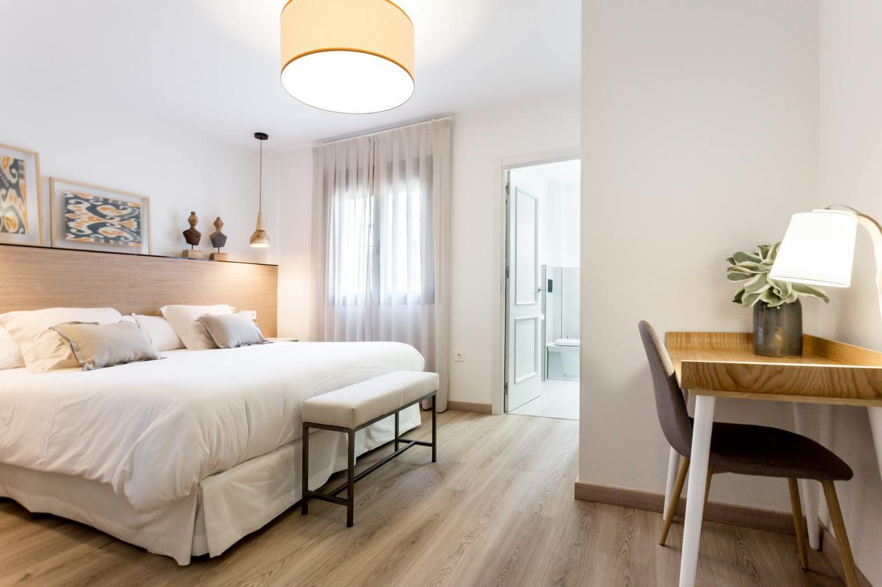 Two-Bedroom Apartment,552199308:JPEG