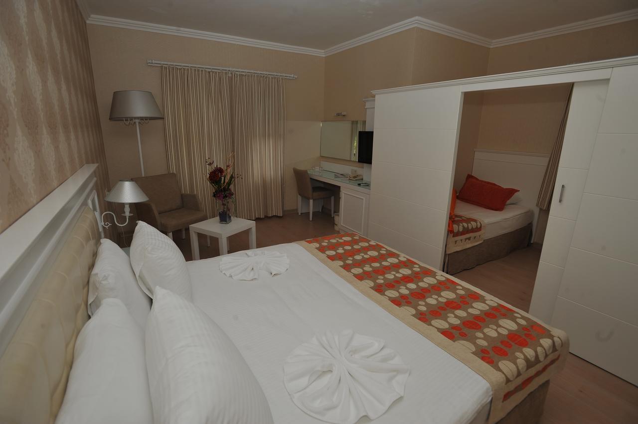 Großes Zimmer (4 Erwachsene) – All-Inclusive