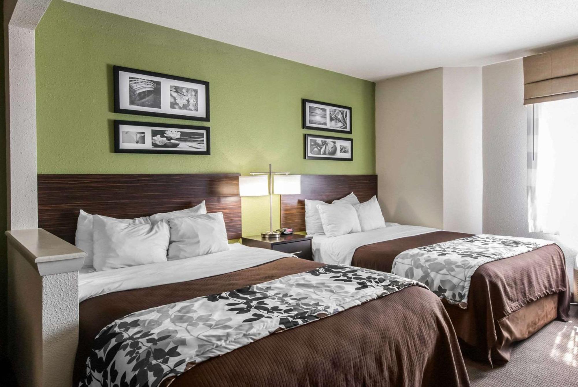 Suite with Two Queen Beds - Accessible/Non-Smoking