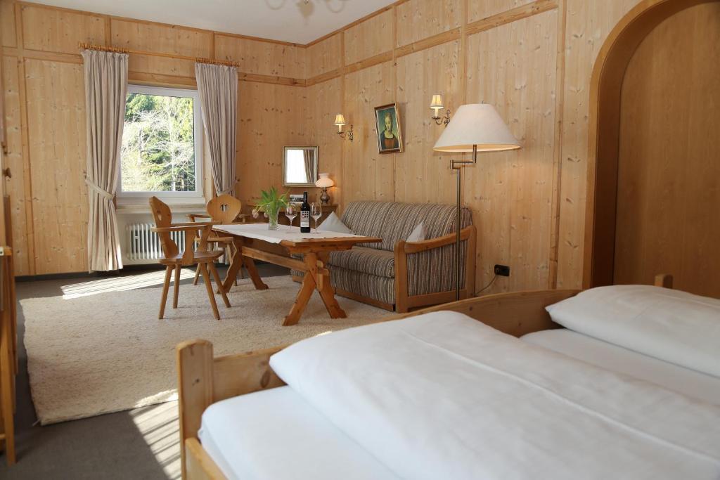 Comfort Twin Room