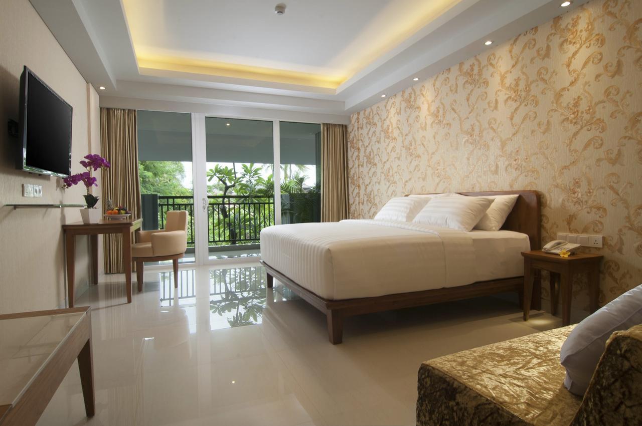 Deluxe King Room - Room Only