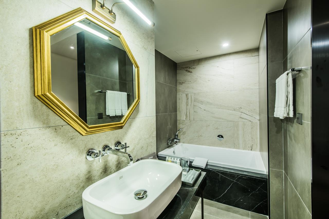 Superior Double Room with Balcony