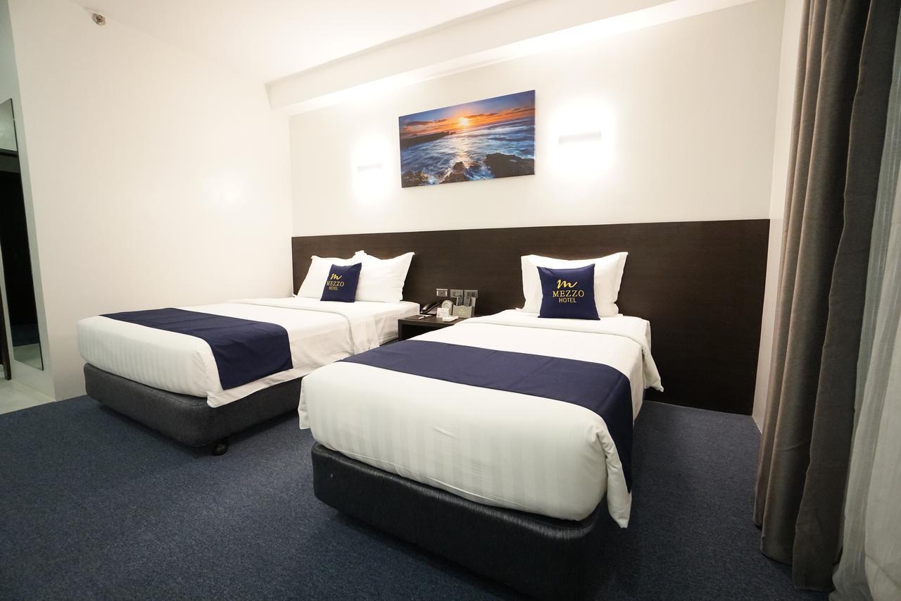 Deluxe Room,1724605627:JPEG