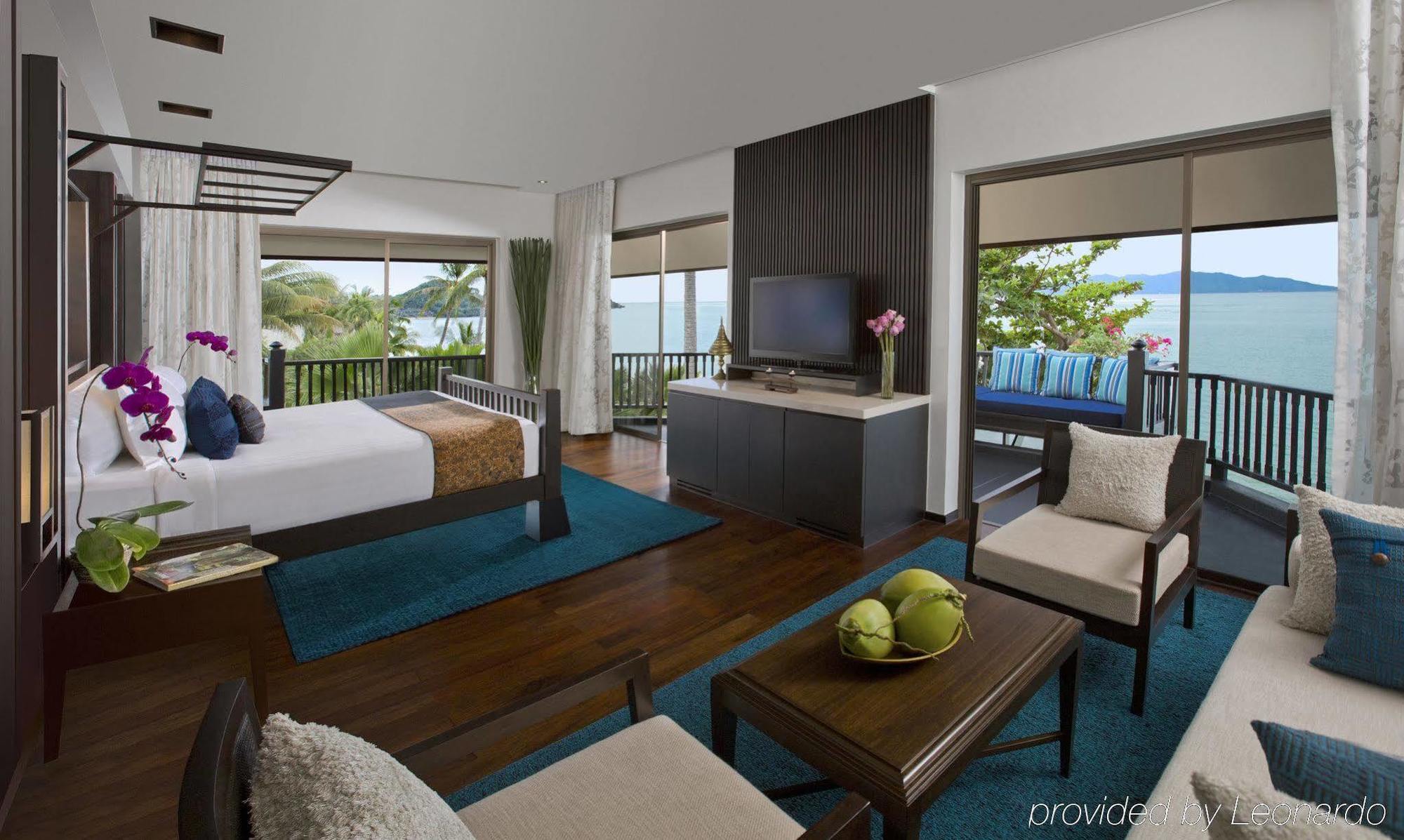 Luxury Beach Front View Suite,570825339:JPEG