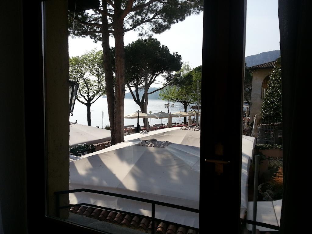 Suite with Lake View