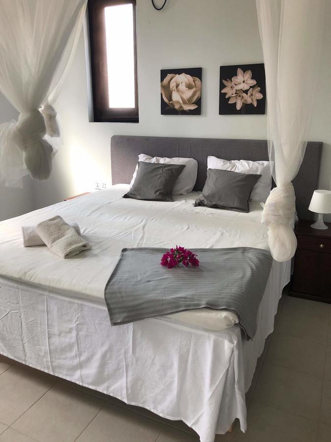 Quarto Duplo Deluxe com Chuveiro