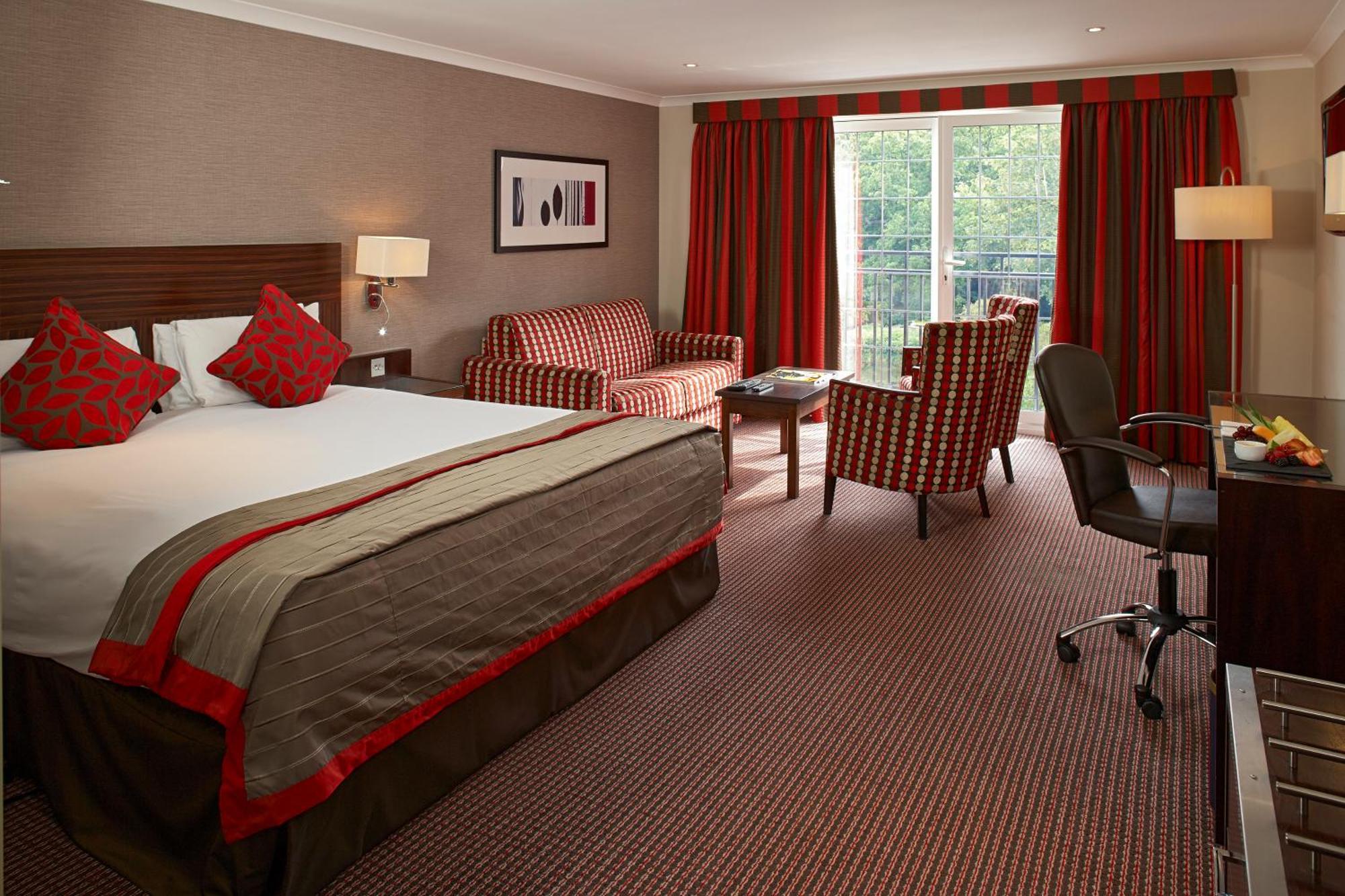 Deluxe King Room with Sofa Bed