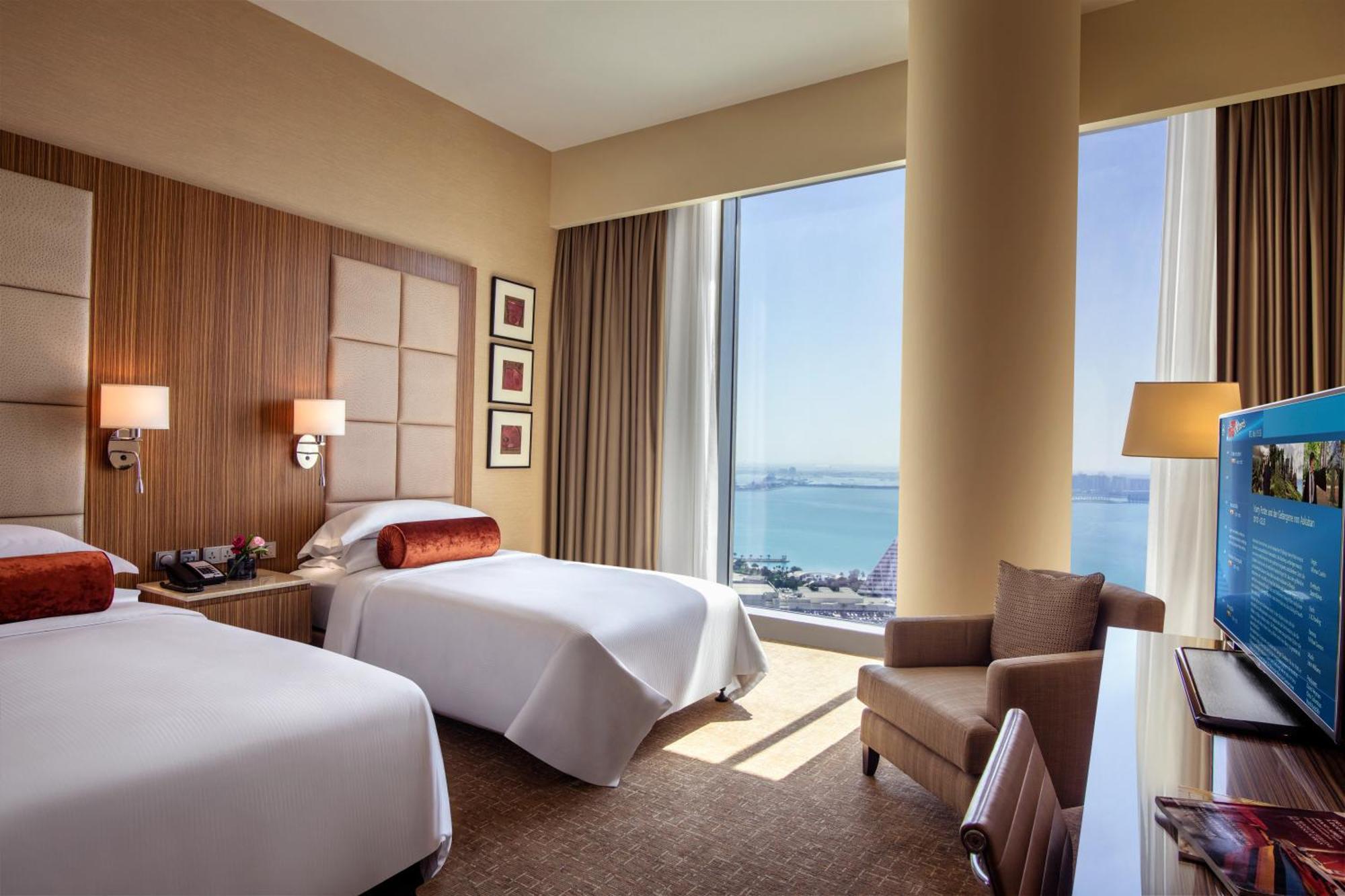 Guest Room – Twin Bed Beach Access Passes