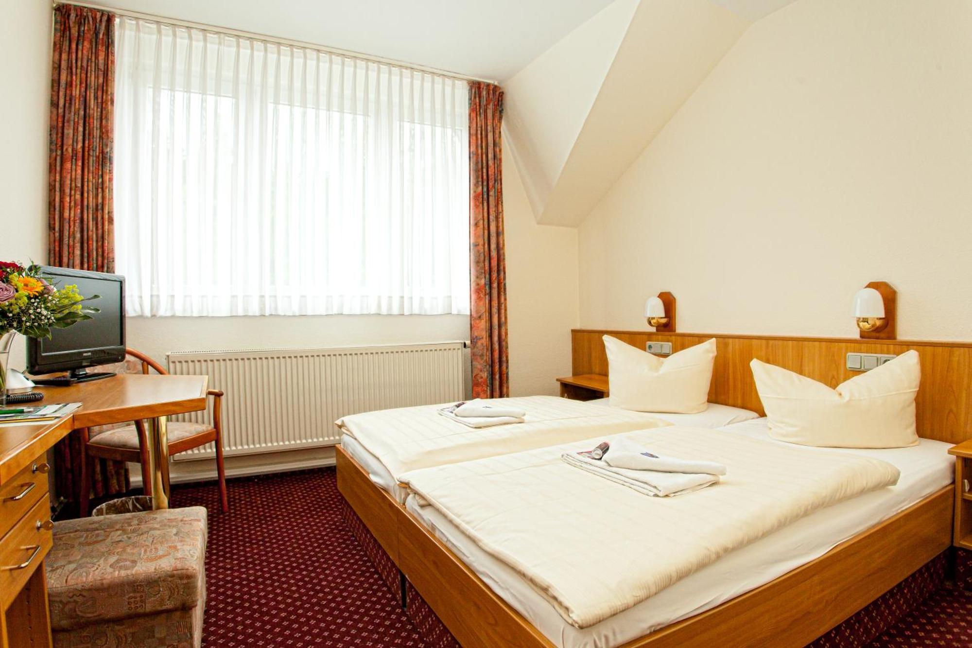 Classic Single Room