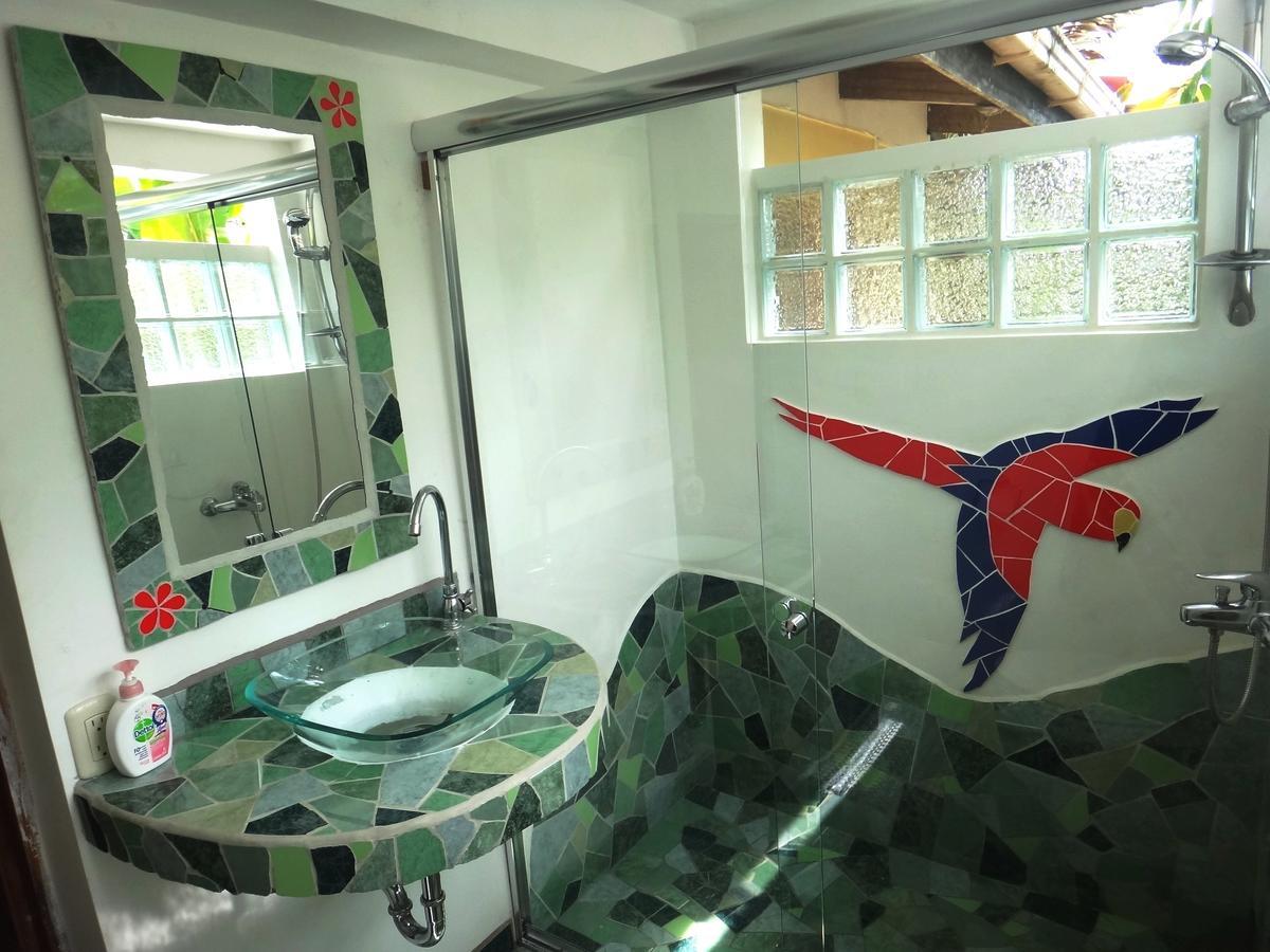 Habitación con baño privado