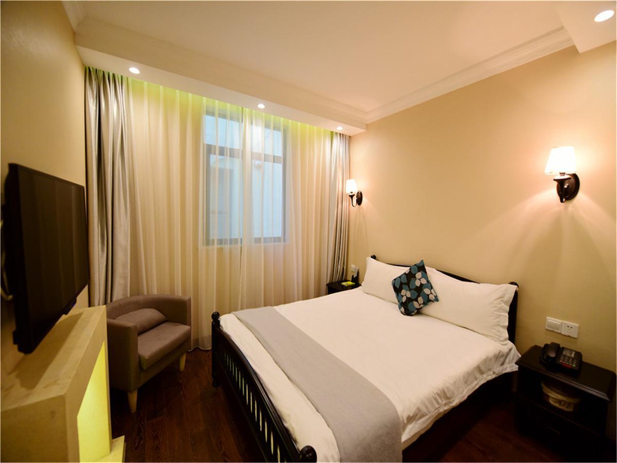 Standard Double Room,587150058:JPEG